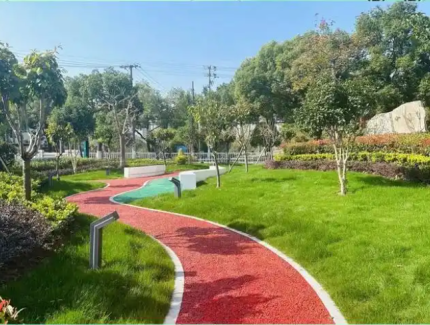 呼和浩特城市绿化条例：加强绿洲管理与建设